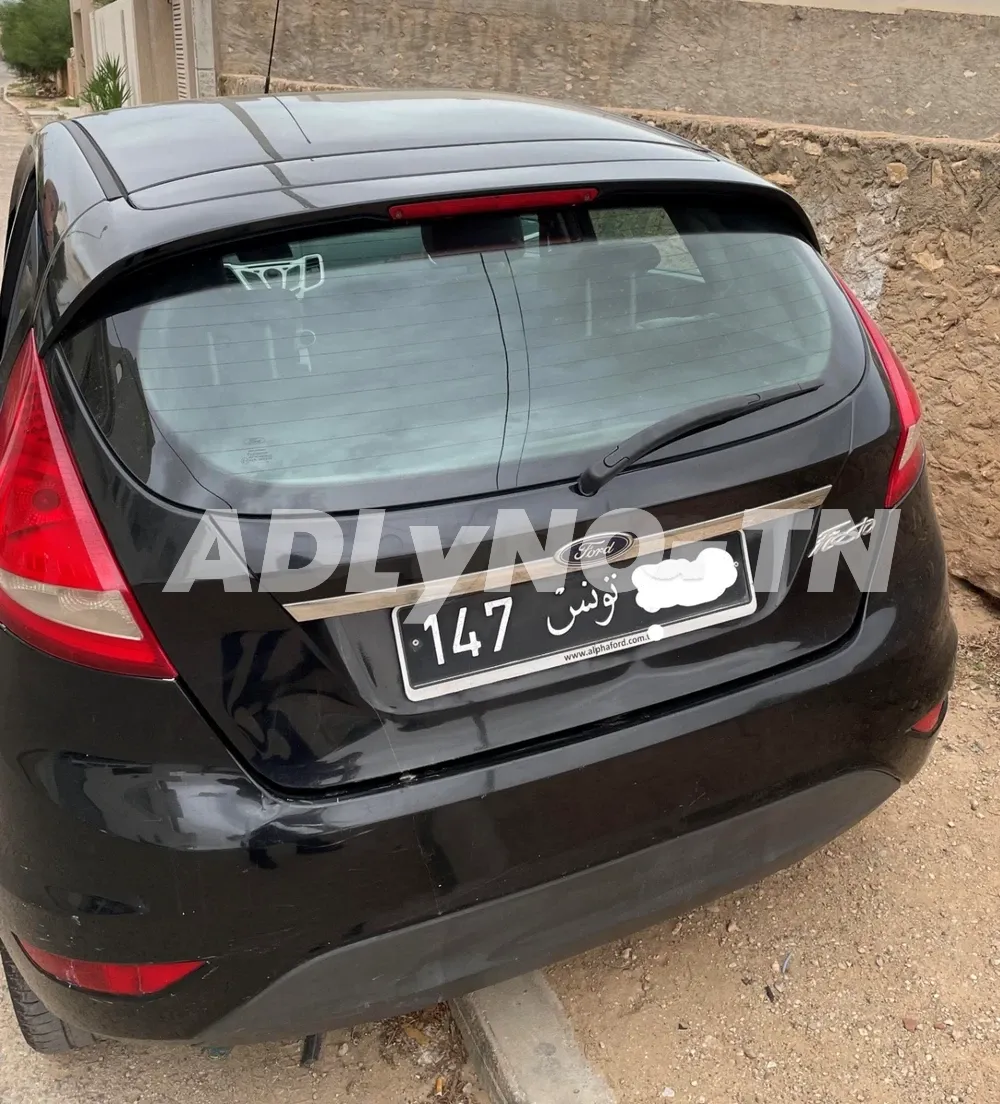FORD FIESTA TUTANIUM 2010 A vendre à Sfax - Photo 1