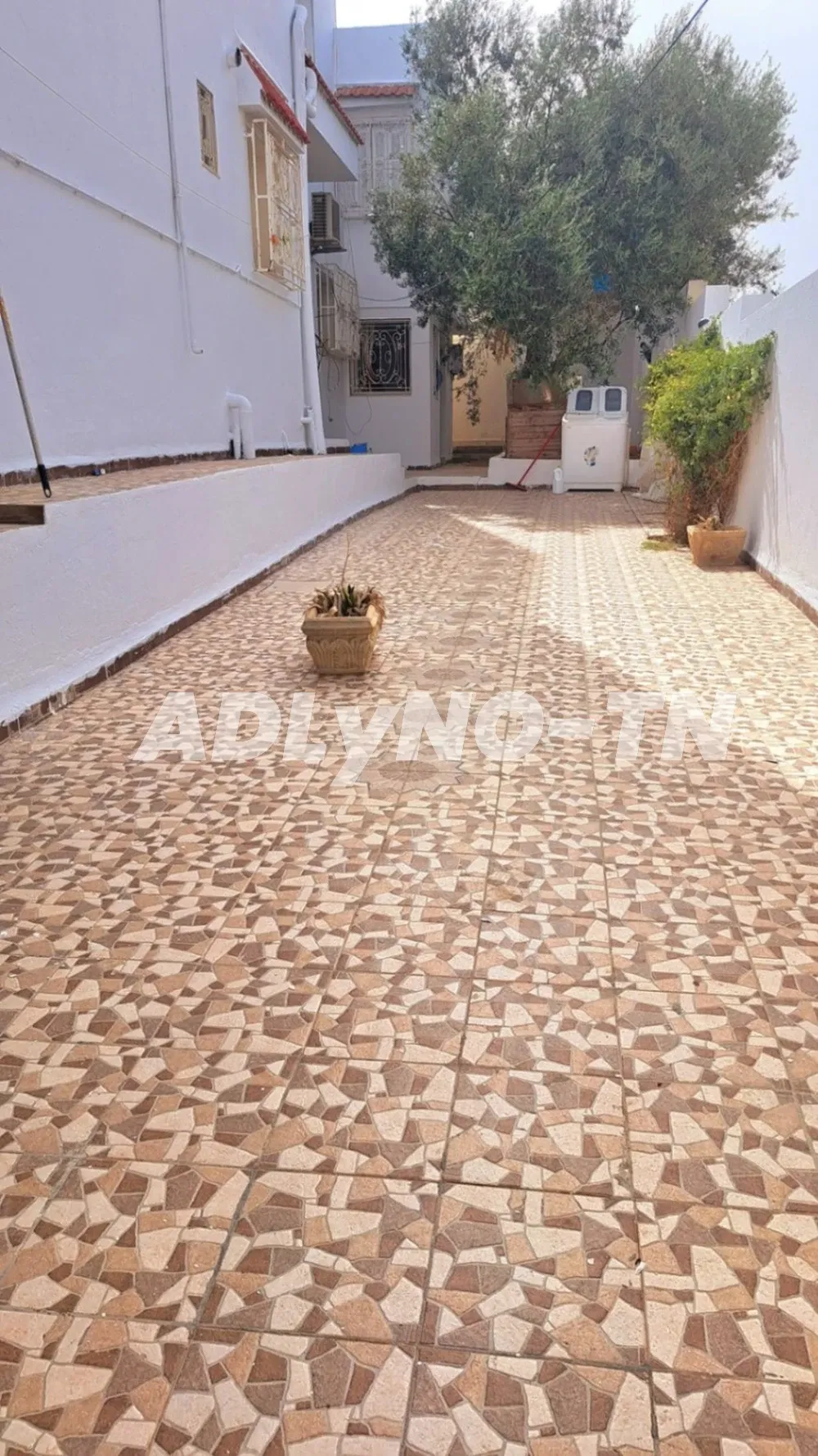 Rez -de chaussée de villa à Manar1 à Tunis - Photo 7