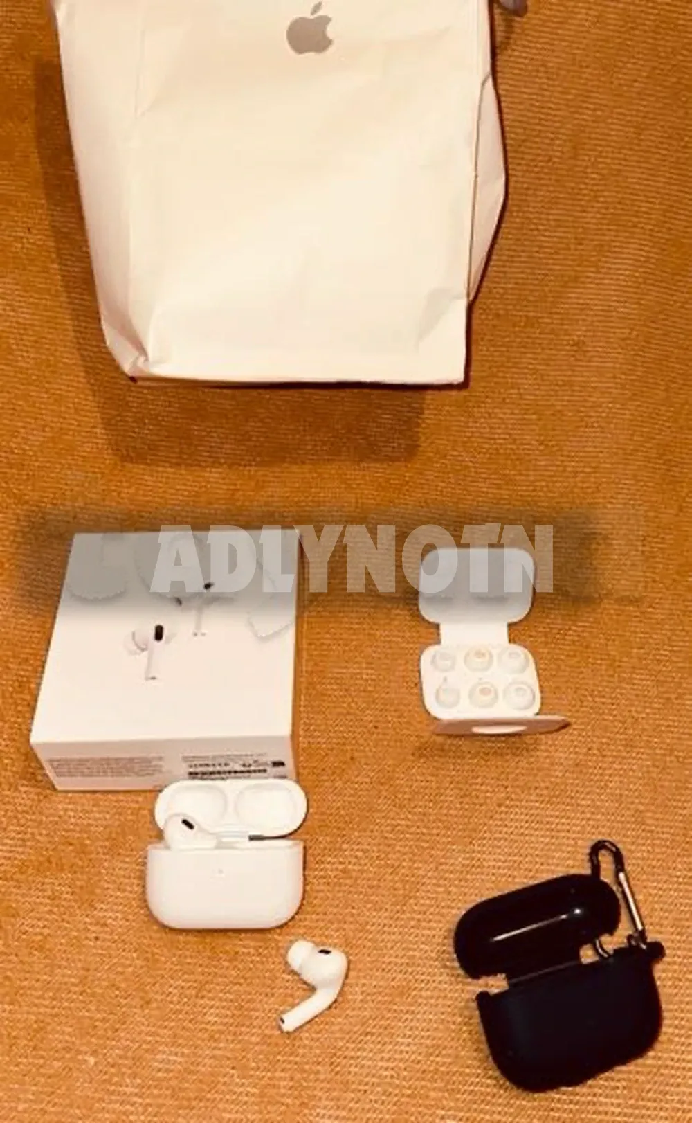 iphone 14 pro max + airpods pro 2 + apple watch series 8 à Tunis - Photo 5