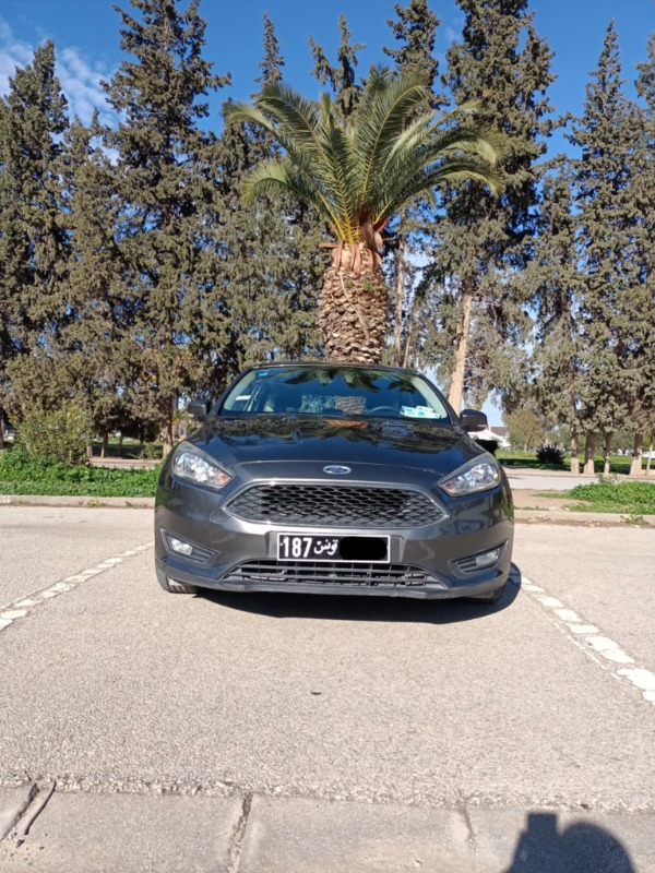 Ford FOCUS Essence 2016 à Ariana - Photo 6