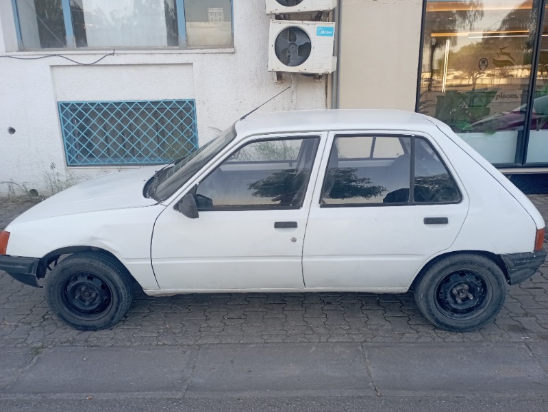Peugeot 205 Essence 1989 à Tunis - Photo 6