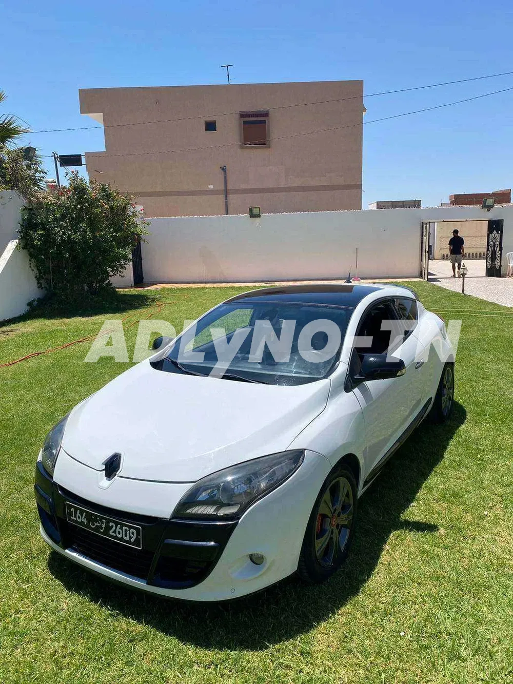 Megane 2portes 1.4l turbo à Tunis - Photo 1