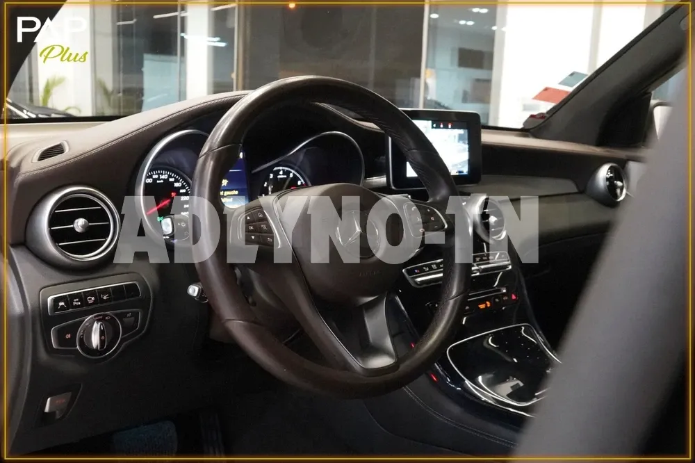 ▶ MERCEDES-BENZ GLC 250 ◀ à Tunis - Photo 5