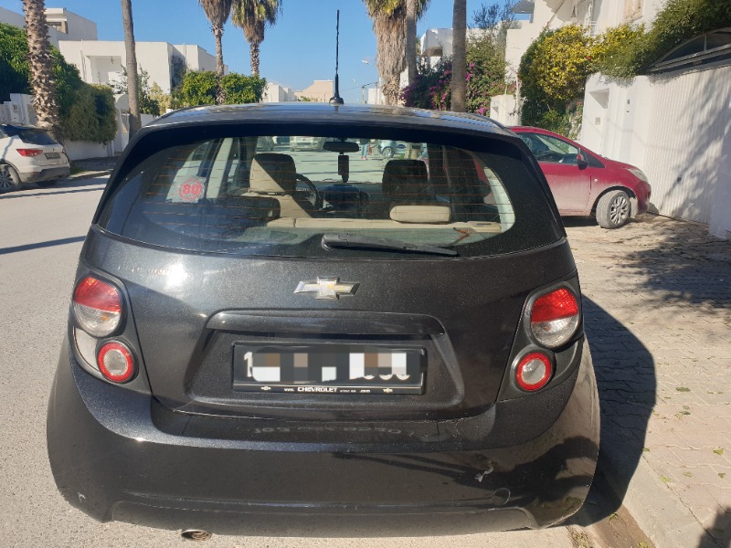 Chevrolet SPARK Essence 2013 à Tunis - Photo 2