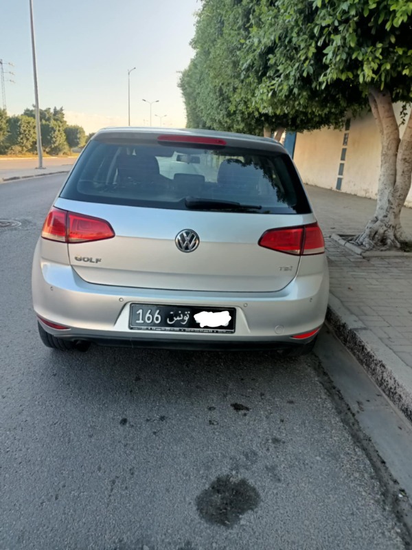 Volkswagen Golf Essence 2013 à Tunis - Photo 2