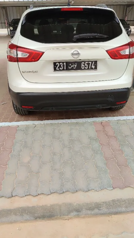 Nissan Qashqai Diesel 2017 à Sfax - Photo 3