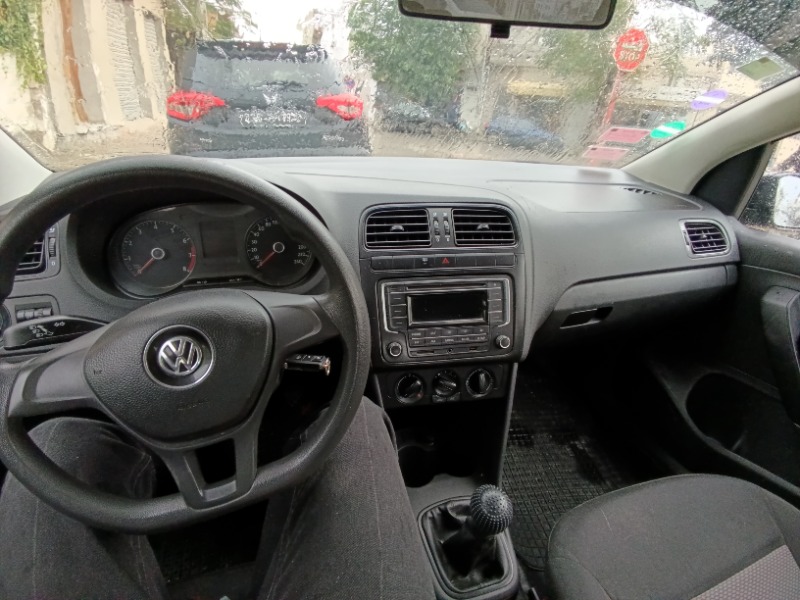 Volkswagen Polo Essence 2019 à Ariana - Photo 4
