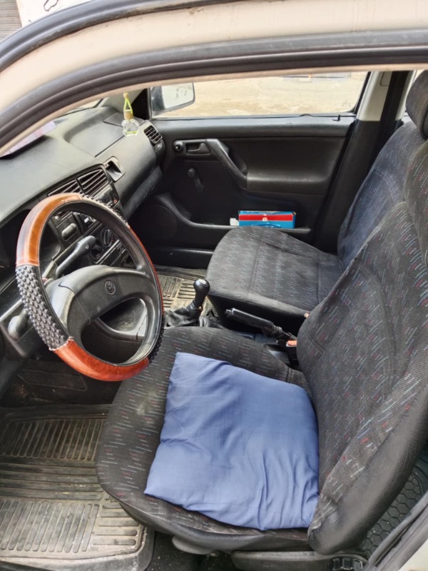 Volkswagen Golf Diesel 2005 à Ben Arous - Photo 3