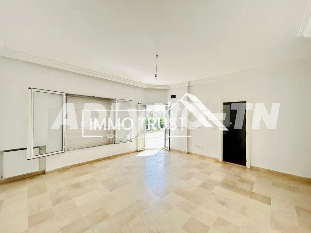Villa S+4 avec jardin à La Soukra à Ariana - Photo 6