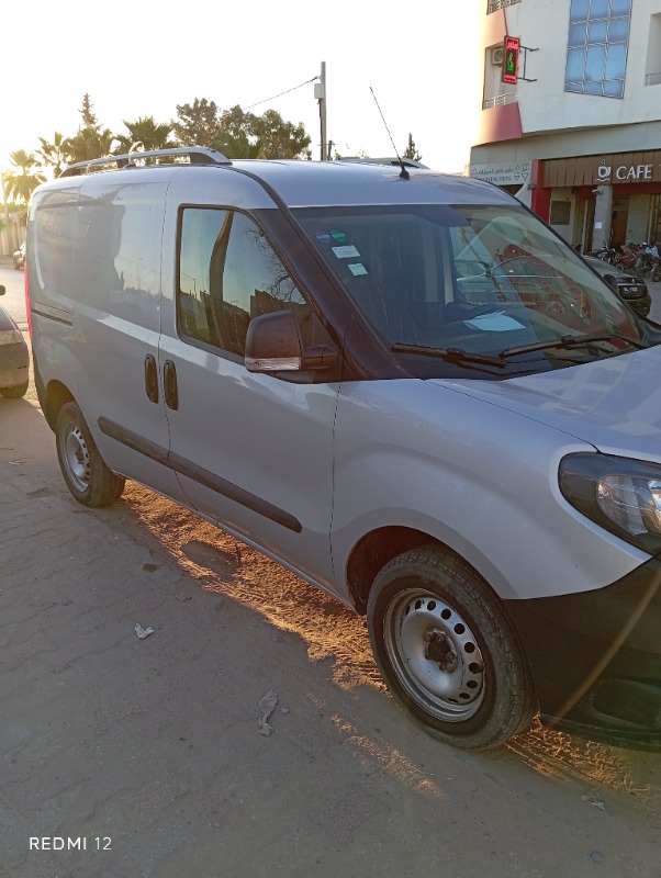 Fiat DOBLO Diesel 2020 à Sfax - Photo 1