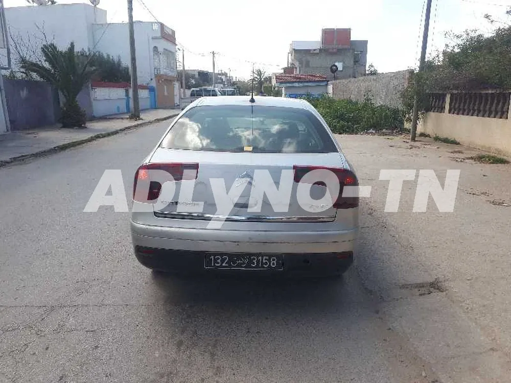 Citroën c5 hdi à Bizerte - Photo 5
