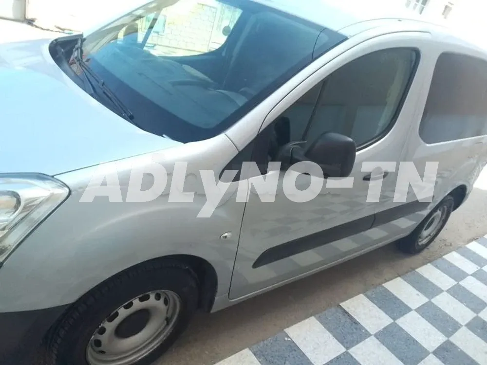 Berlingo B9 à Monastir - Photo 3
