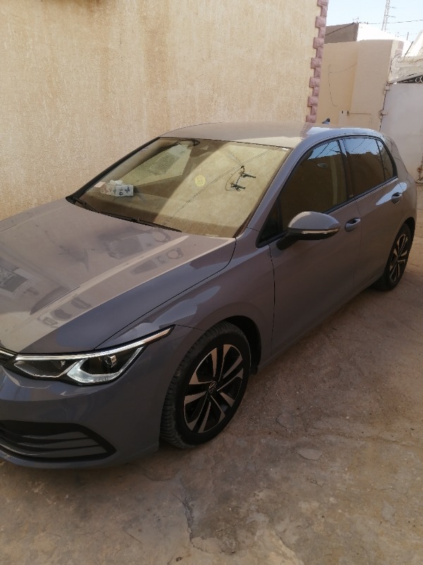 Volkswagen Golf 8 Essence 2021 à Gafsa - Photo 4