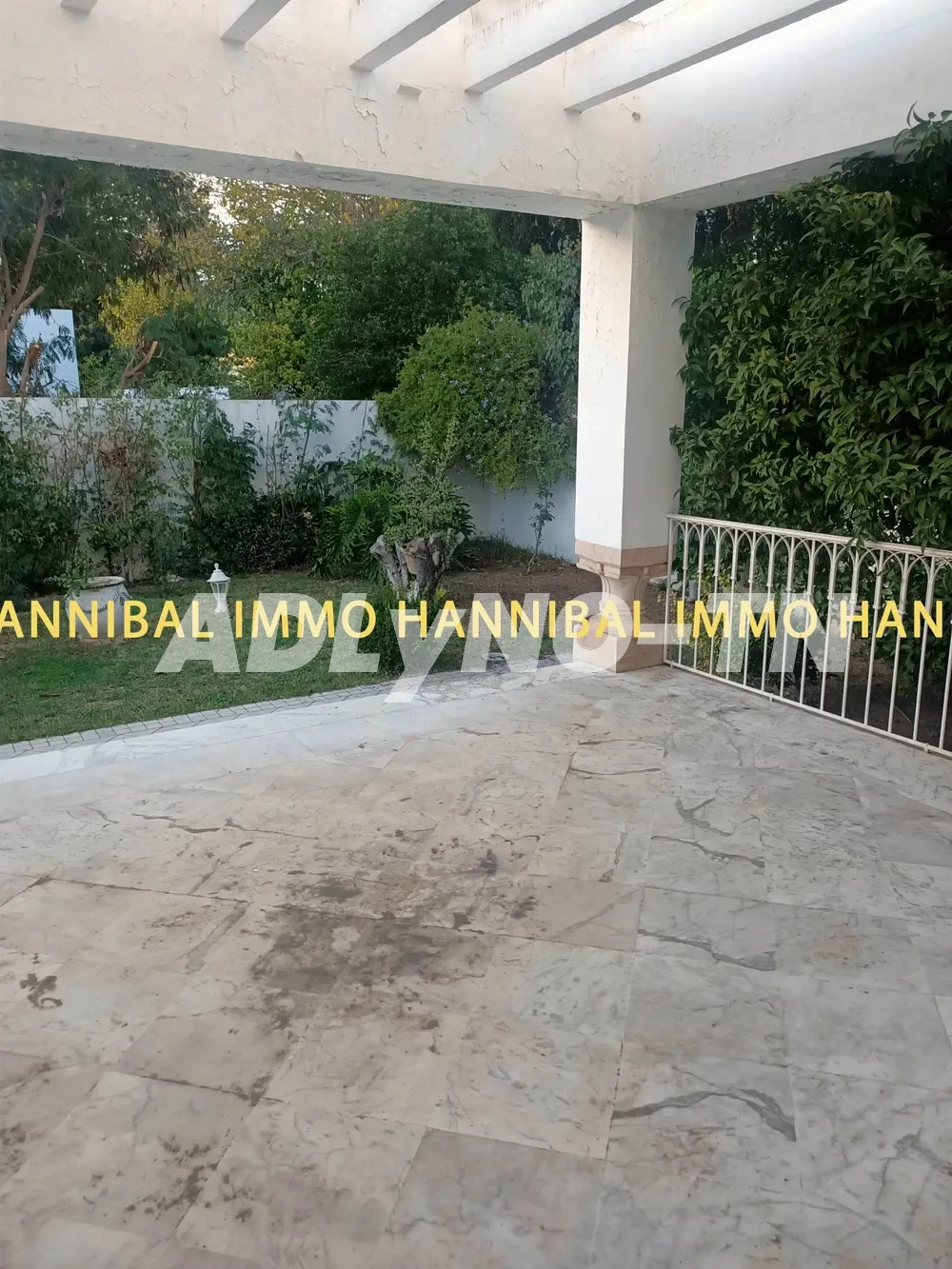 A vendre une belle villa à Carthage Hannibal à Tunis - Photo 6