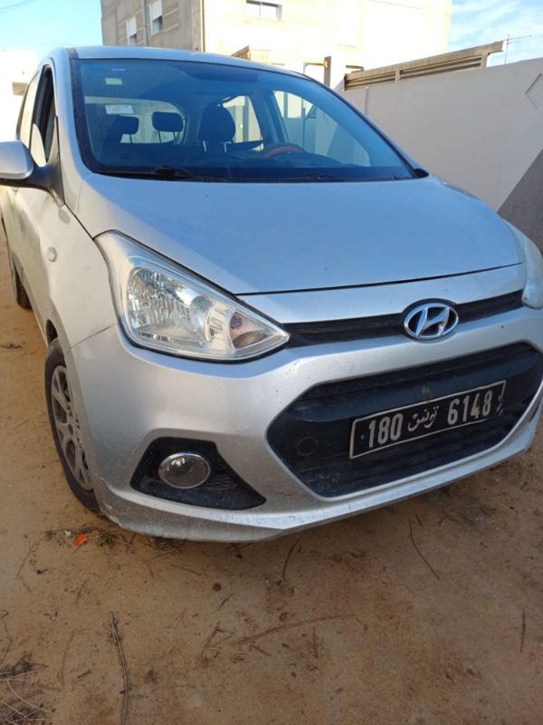 Hyundai I10 Essence 2015 à Sfax - Photo 3