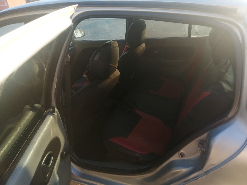 Renault Clio Diesel 2007 à Zaghouan - Photo 4