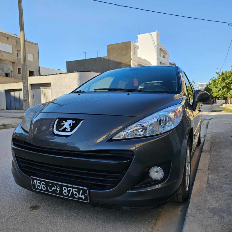 Peugeot 207 Essence 2012 à Nabeul - Photo 1