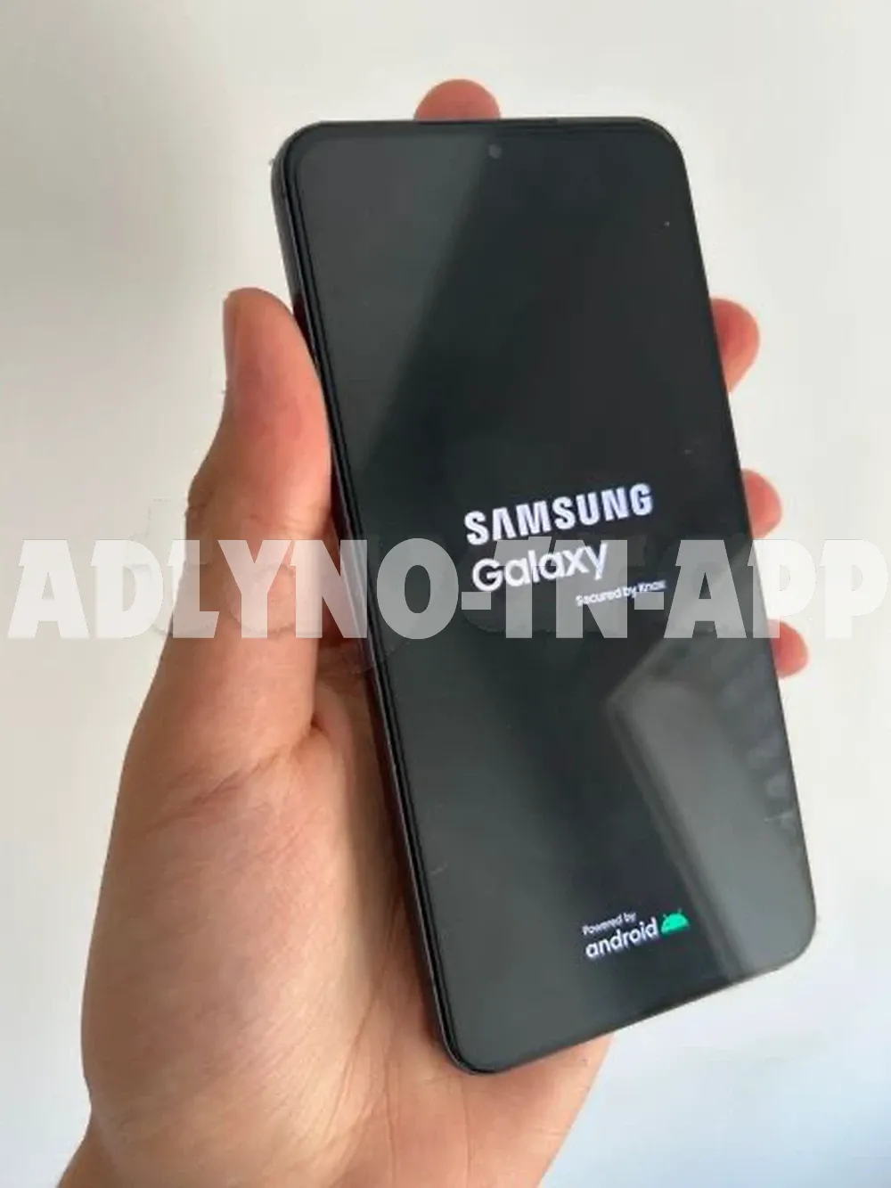 Samsung S22 5G 128/8 état neuf peu servi aucun défaut tt en marche jamais réparé avec facture et garantie et câble prix 1290dt tel 20172643 à Tunis - Photo 4