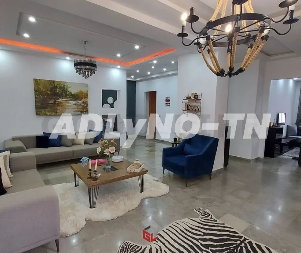 A Vendre Villa à Borj Louzir à Ariana - Photo 1