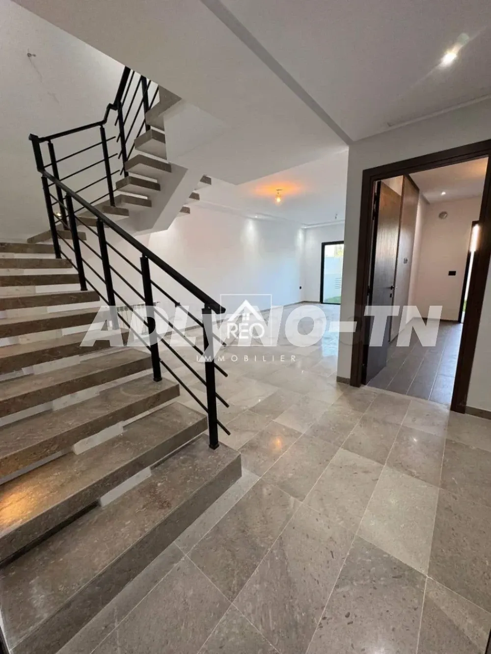 A Vendre : Un lumineux Duplex S+3 DIRECT PROMOTEUR, Situé à La Soukra à Ariana - Photo 4