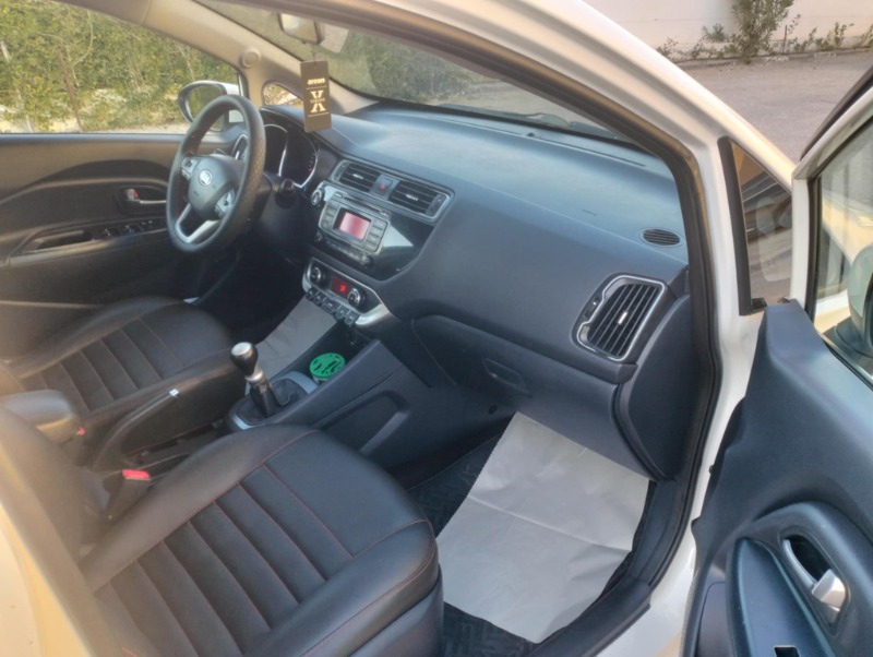 Kia RIO Essence 2016 à Sfax - Photo 4