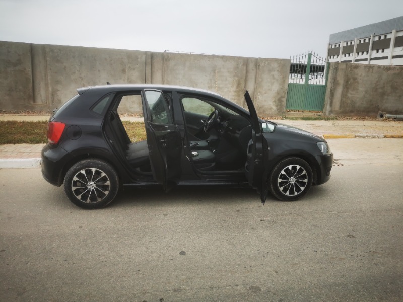 Volkswagen Polo Essence 2011 à Tunis - Photo 5