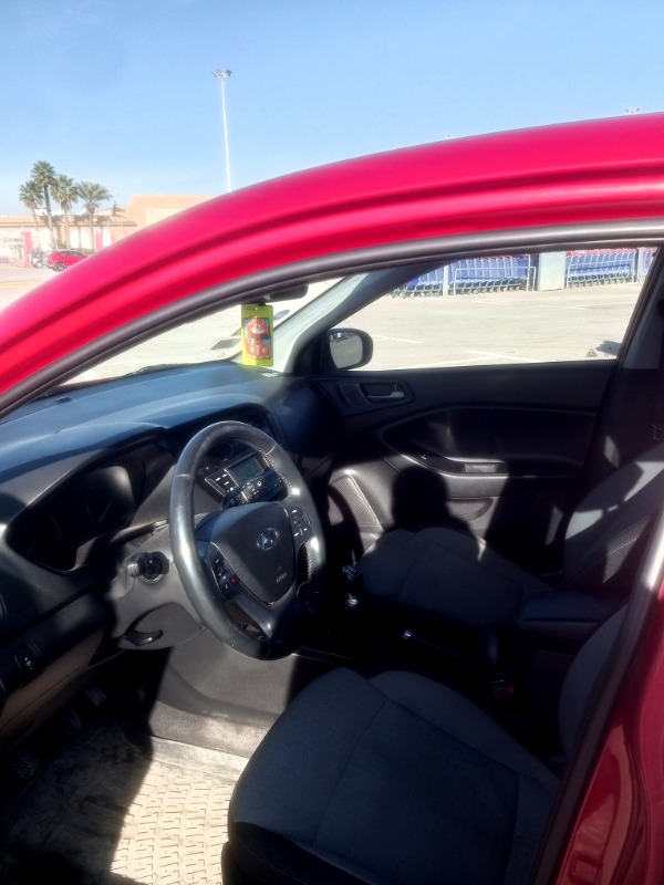 Hyundai I20 Essence 2017 à Tunis - Photo 4
