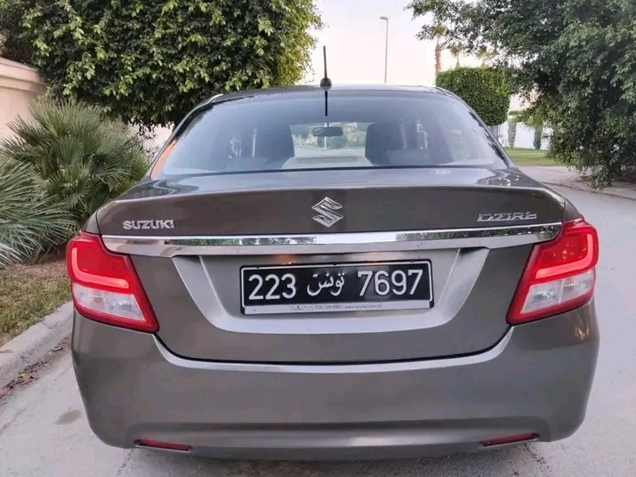 SUZUKI DZIRE PREMIÈRE MAIN EN EXCELLENT ÉTAT à Ariana - Photo 2