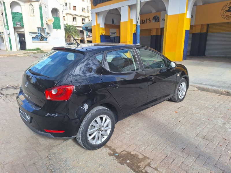 Seat Ibiza Essence 2017 à Sfax - Photo 2