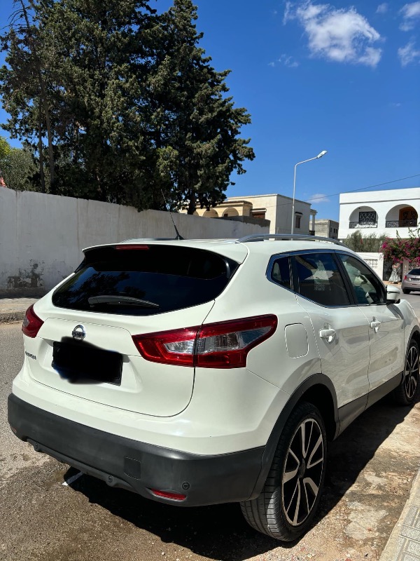 Nissan Qashqai Essence 2016 à Nabeul - Photo 1