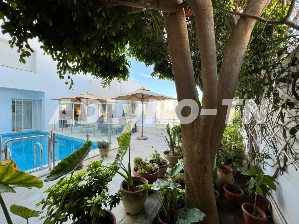 A Vendre villa de 500 m² sur un terrain de 550 m² à Ennasr 2 à Ariana - Photo 8