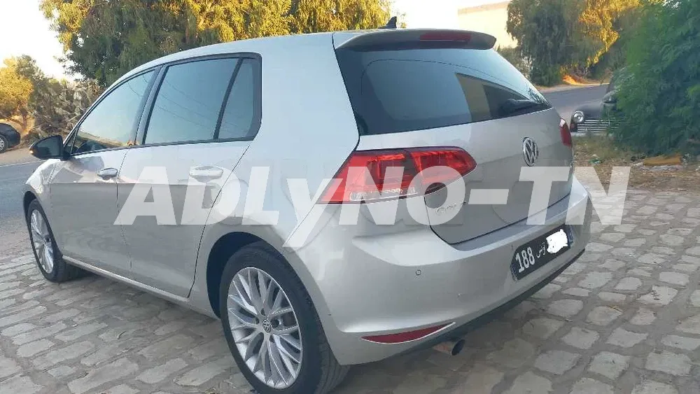 A vendre golf 7 1.2 4 cylindre boite 6 1 er main à Monastir - Photo 1