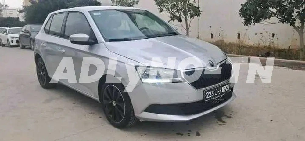 SOKRA FABIA HATCH PREMIÈRE MAIN EN EXCELLENT ÉTAT à Bizerte - Photo 1