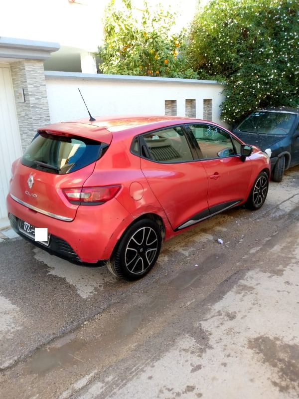 Renault Clio Essence 2014 à Ariana - Photo 4