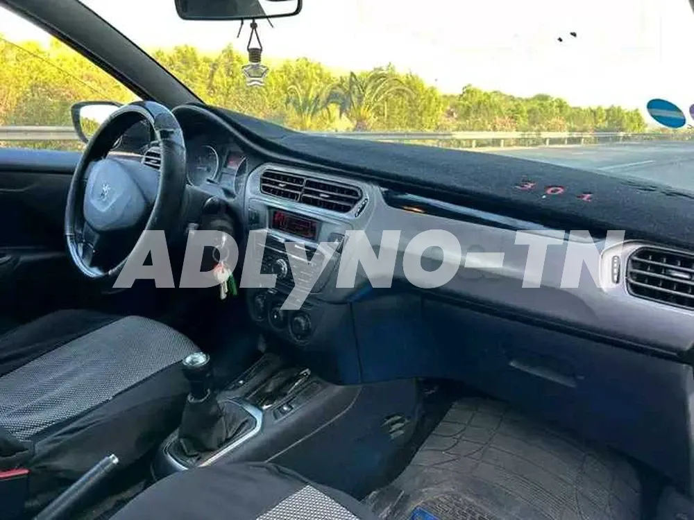 PEUGEOT 301 NOUVEAU MODÈL PREMIÈRE MAIN EN EXCELLENT ÉTAT à Bizerte - Photo 1