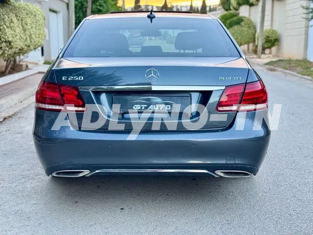 E250 4Matic Bleutec à Ariana - Photo 4