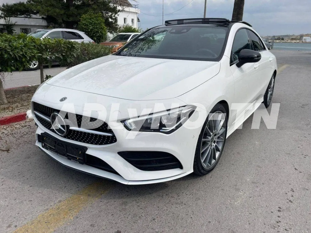 Mercedes cla 200 kit AMG Pack Night à Bizerte - Photo 2