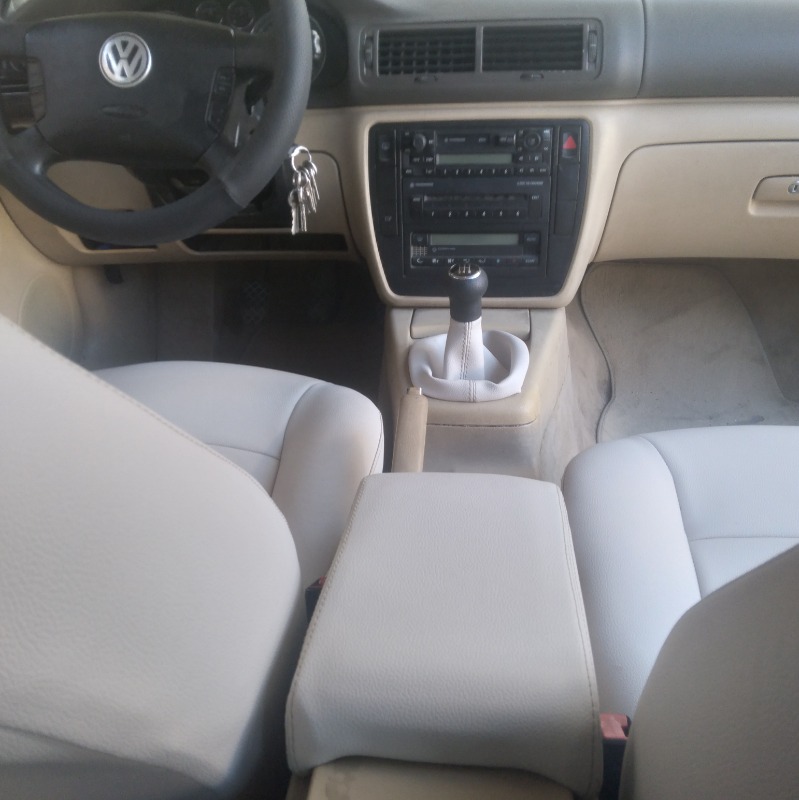 Volkswagen Passat Essence 2004 à Sfax - Photo 5