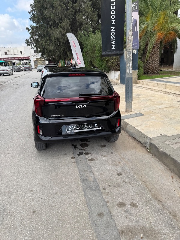 Kia PICANTO Essence 2024 à Tunis - Photo 1