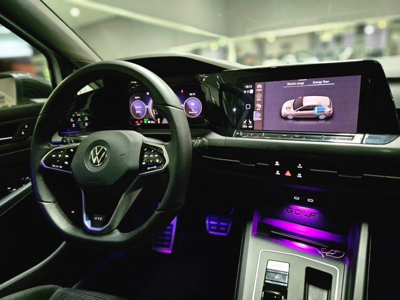 Volkswagen Golf 8 Electrique 2021 à Monastir - Photo 8