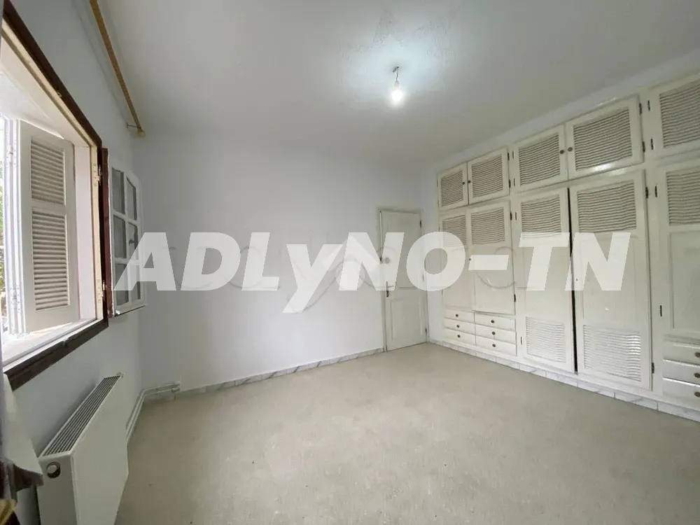 Etage de villa en Location à Ennasr 2 à Ariana - Photo 8
