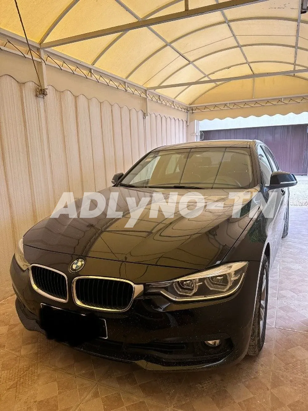 BMW318i à Ariana - Photo 2