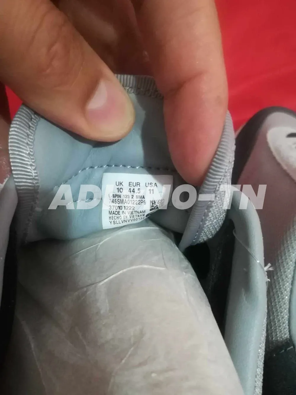 A VENDRE CHAUSSURES LACOSTE DANS L'EMBALLAGE à Bizerte - Photo 1