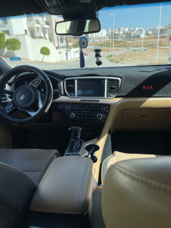 Kia SPORTAGE Essence 2021 à Ariana - Photo 1