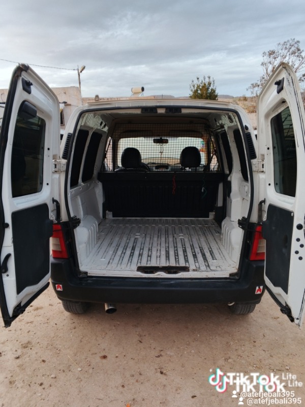 Peugeot Partner Diesel 2024 à Tunisie - Photo 6
