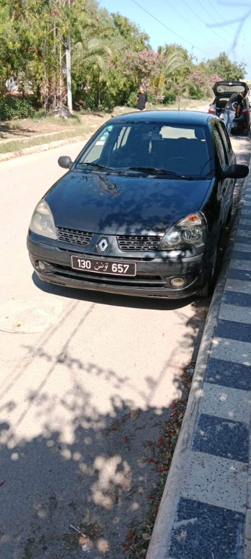 Renault Clio Diesel 2005 à Mahdia - Photo 2