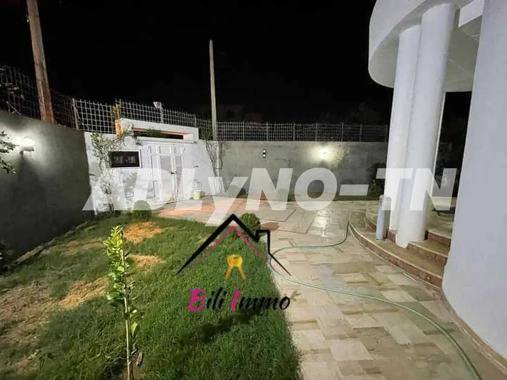 une villa s+3 style américain avec jardin et entrée voiture à sousse - Photo 4