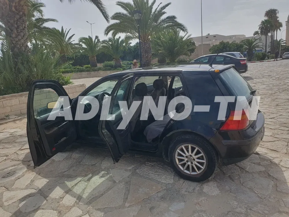 Golf 4 essance 1.4 à Monastir - Photo 5