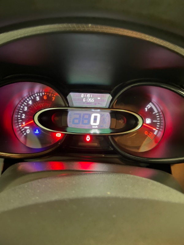 Renault Clio Essence 2018 à Ariana - Photo 7