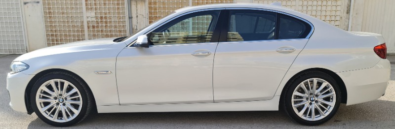 Bmw 520 Essence 2013 à Tunis - Photo 1